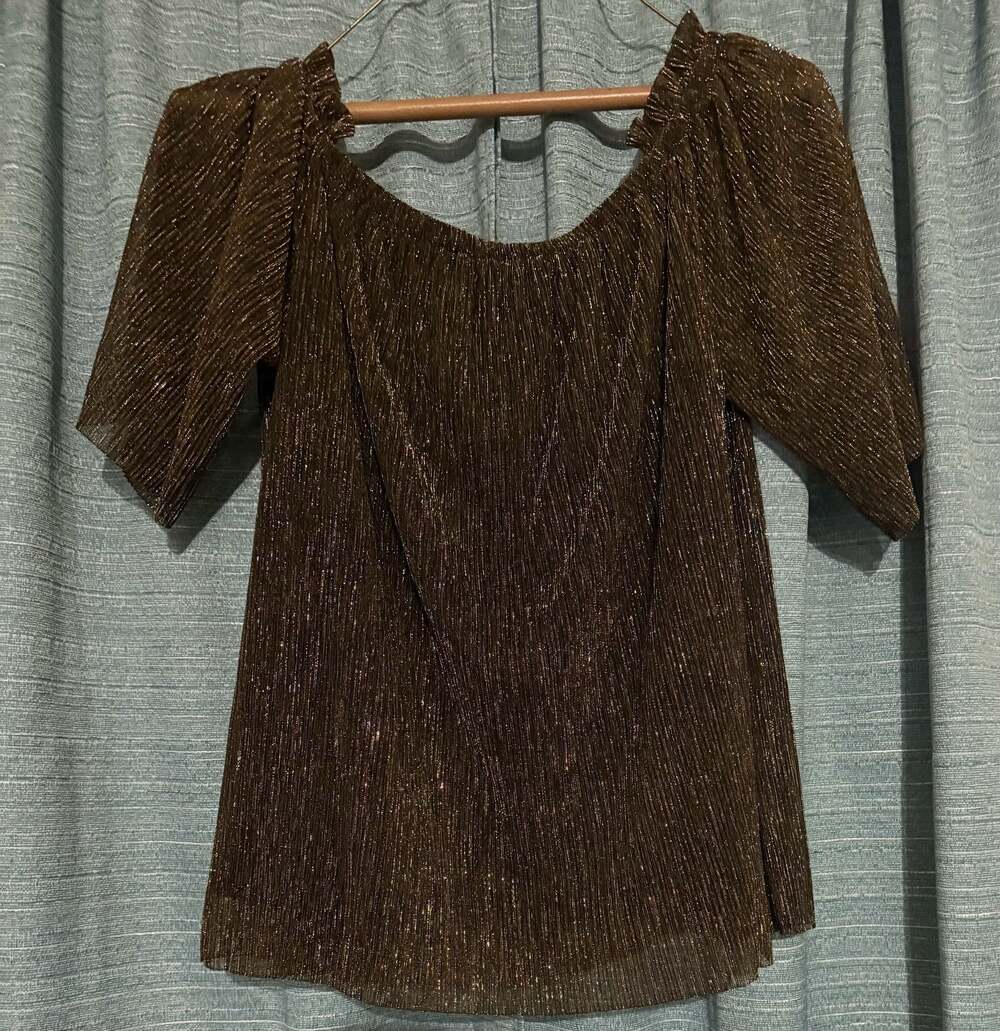I Love Metallic Gold Plisse Off-The-Shoulder Puff Sleeve Blouse
